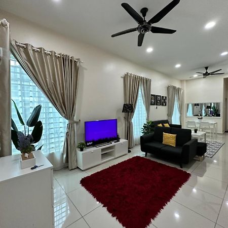 Rumahku Homestay, Taman Jasin Perdana Extérieur photo