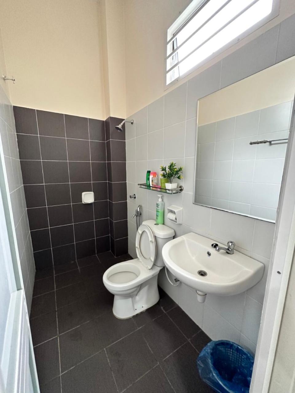 Rumahku Homestay, Taman Jasin Perdana Extérieur photo