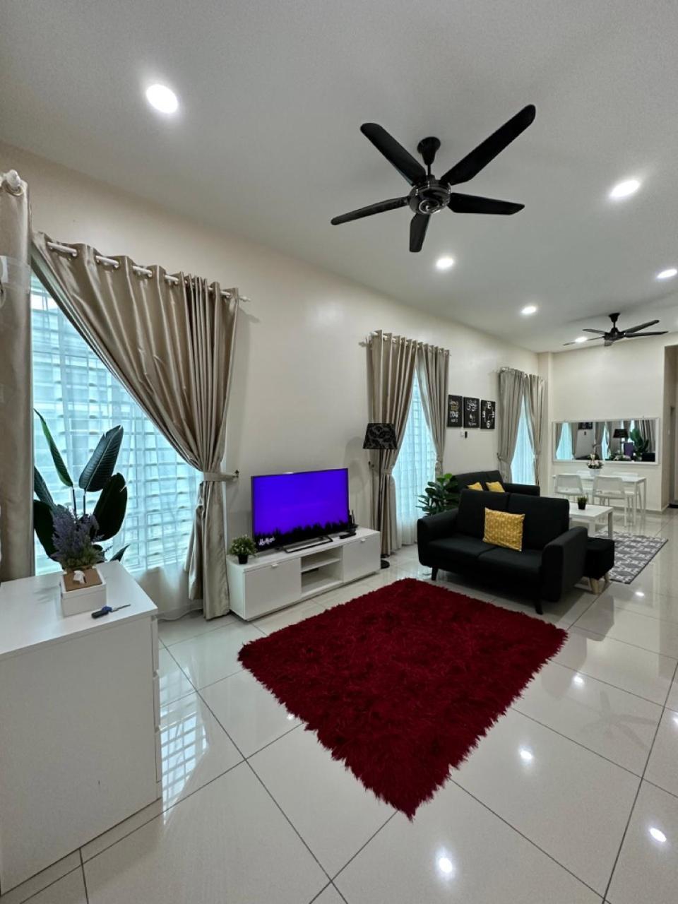 Rumahku Homestay, Taman Jasin Perdana Extérieur photo