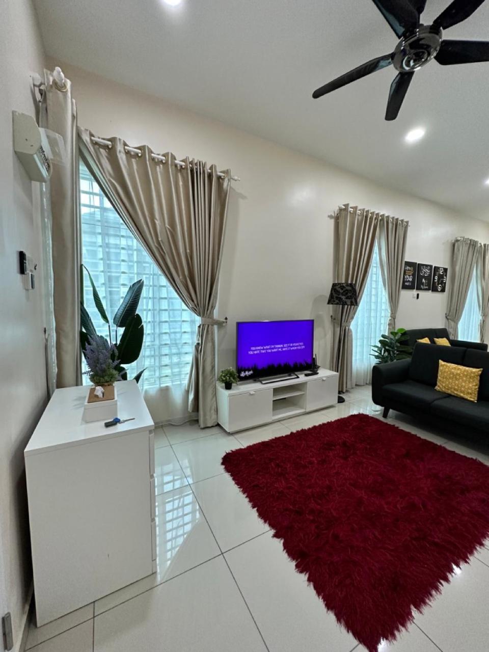 Rumahku Homestay, Taman Jasin Perdana Extérieur photo