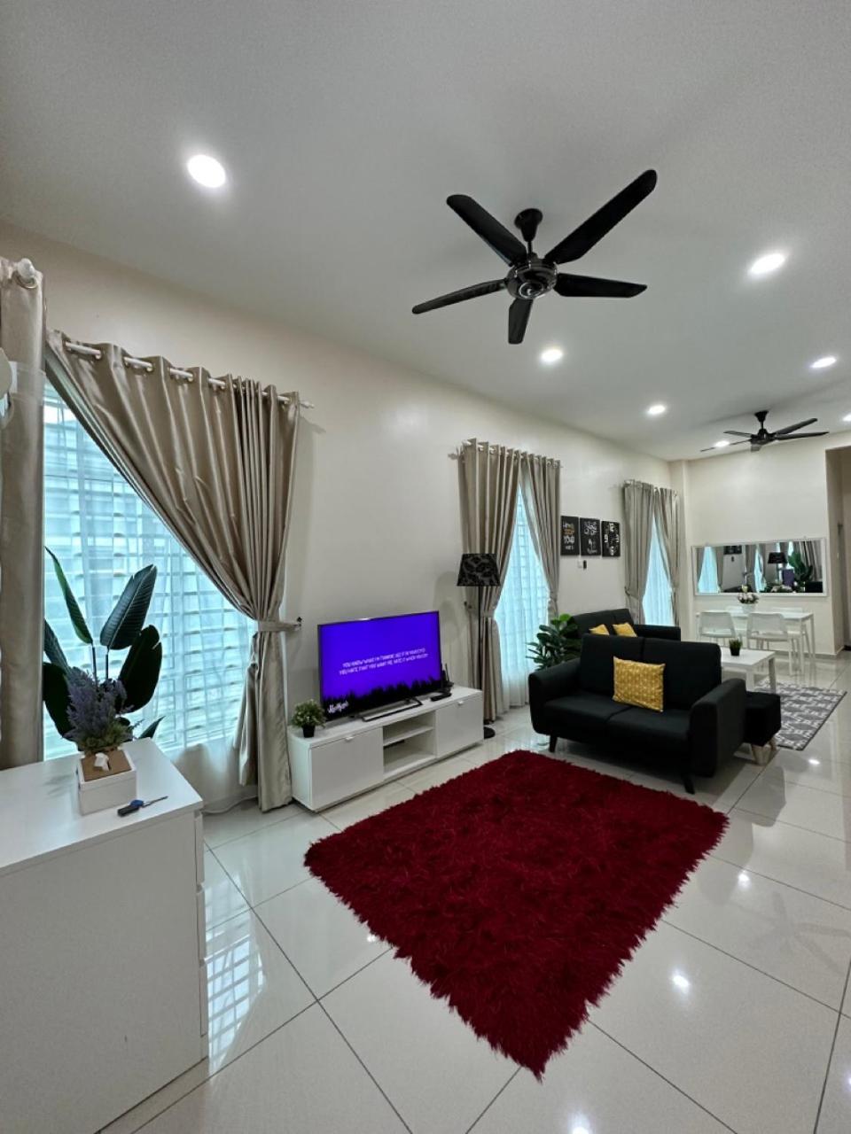 Rumahku Homestay, Taman Jasin Perdana Extérieur photo