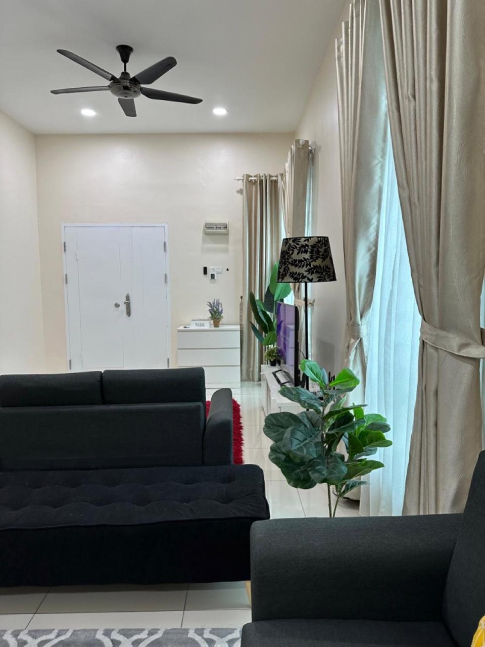 Rumahku Homestay, Taman Jasin Perdana Extérieur photo